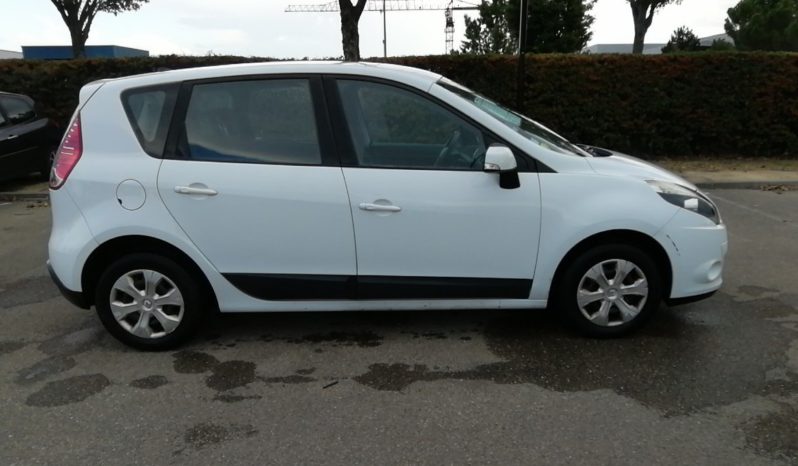 RENAULT SCENIC III 1.6 16V BIOETHANOL ECO2 EXPRESSION complet